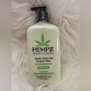 Hempz Herbal Body Moisturizer with Green Tea & Asian Pear